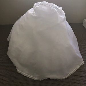 Wedding dress petticoat/underskirt